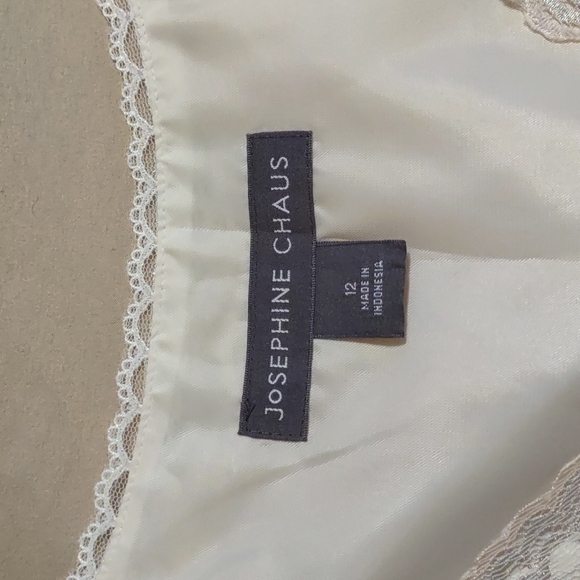 𝅺Josephine Chaus Lace Sleeveless Top Size 12 - Picture 9 of 13